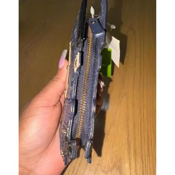 NEW WITH TAG ⭐️⭐️Kate Spade All Aboard Mini Train Coin Purse - Picture 2 of 9